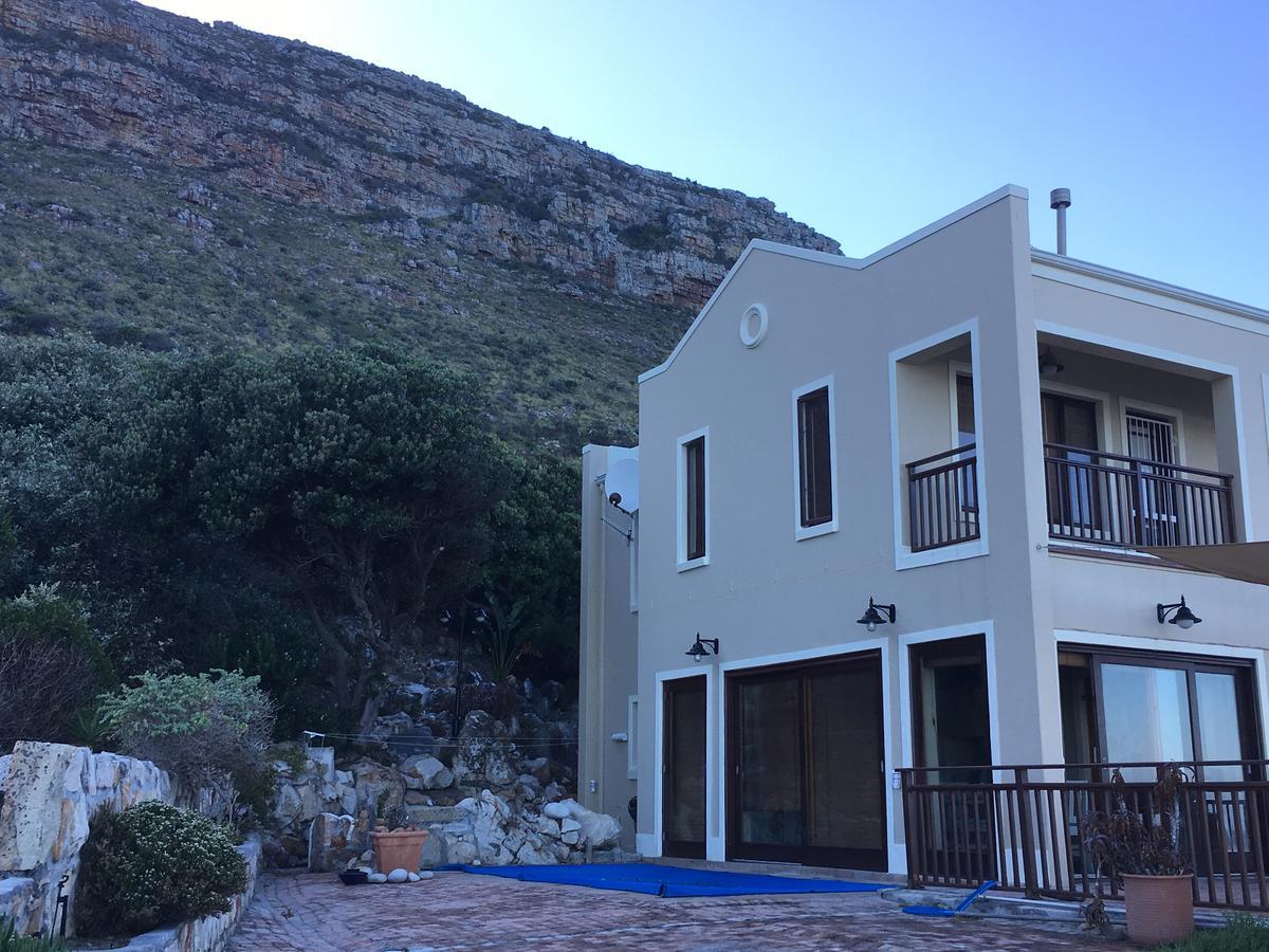 Coastal Haven Villa Scarborough Bagian luar foto